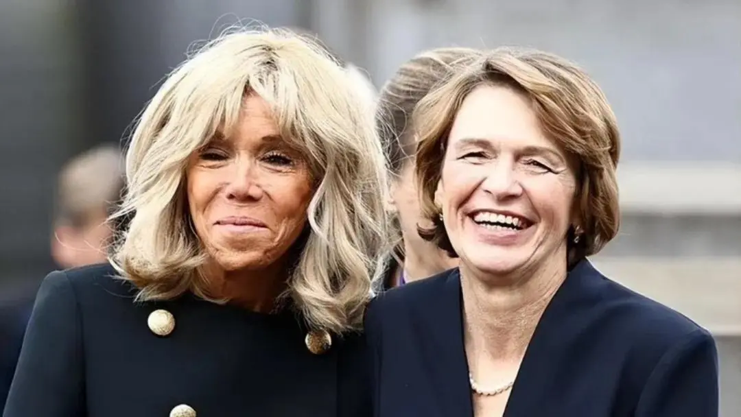 法德总统夫人在犹太人纪念碑前大笑引争议