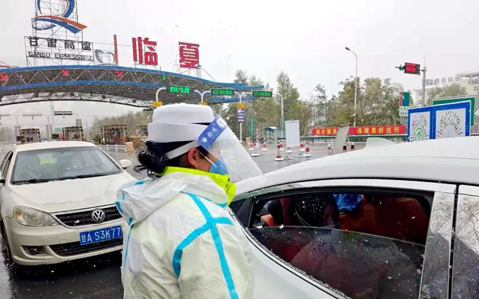 甘肃临夏州全面加强道路交通检疫卡点防控工作
