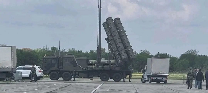 塞尔维亚收到中国武器 首张照片曝光