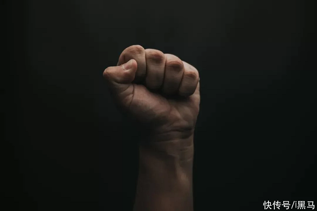 赔偿22亿！美国巨头罕见低头认错，中国科技史迎来震撼一幕