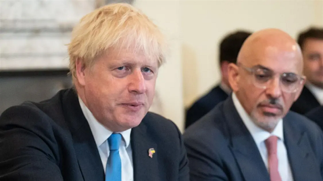 新首相还没上任约翰逊已“躺平” 对英民众疾苦不管不顾