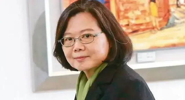 蔡英文“论文门”再爆作假 旅美学者：论文口试绝对虚构