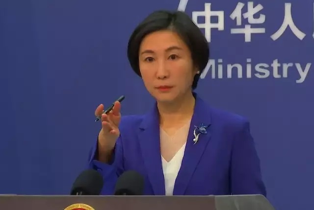 中方刚对台湾问题划线，不到12小时，美军前司令窜台，会见蔡英文