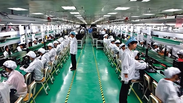 富士康迅速撤离，1400亿投资泡汤，印度后悔已经来不及了