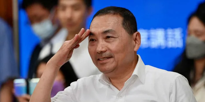 侯友宜访美归来，柯文哲待价而沽