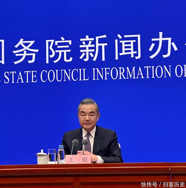 拜登等中方专机上门，王毅外长先开好条件，中方的安排或打破惯例