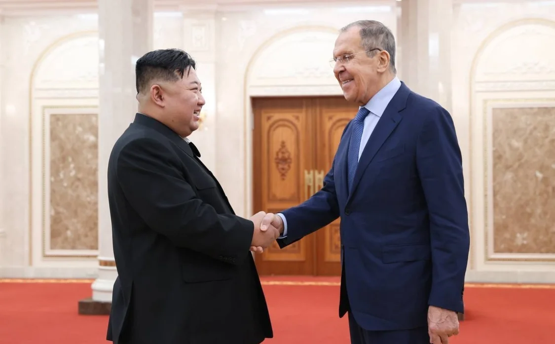 金正恩会见拉夫罗夫，双方会面超过一个小时